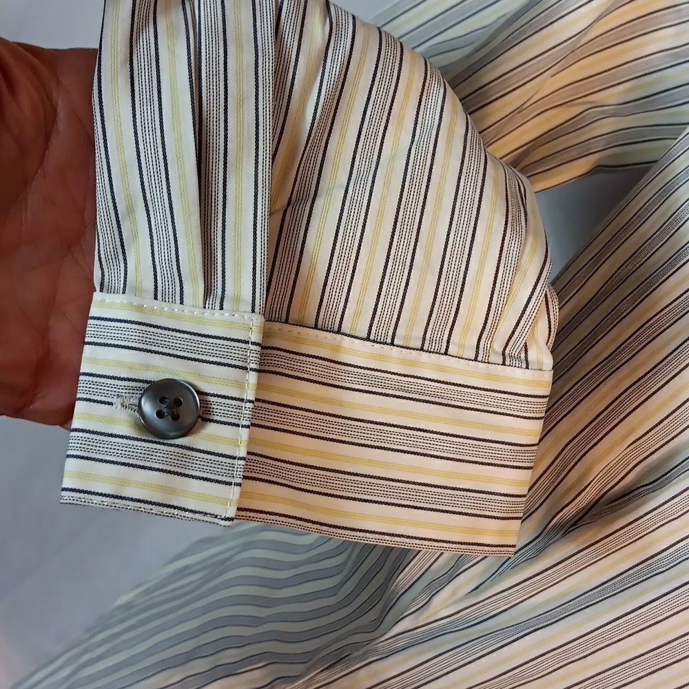Cabi Pin Striped Button-Up Shirt - Picture 4 of 8